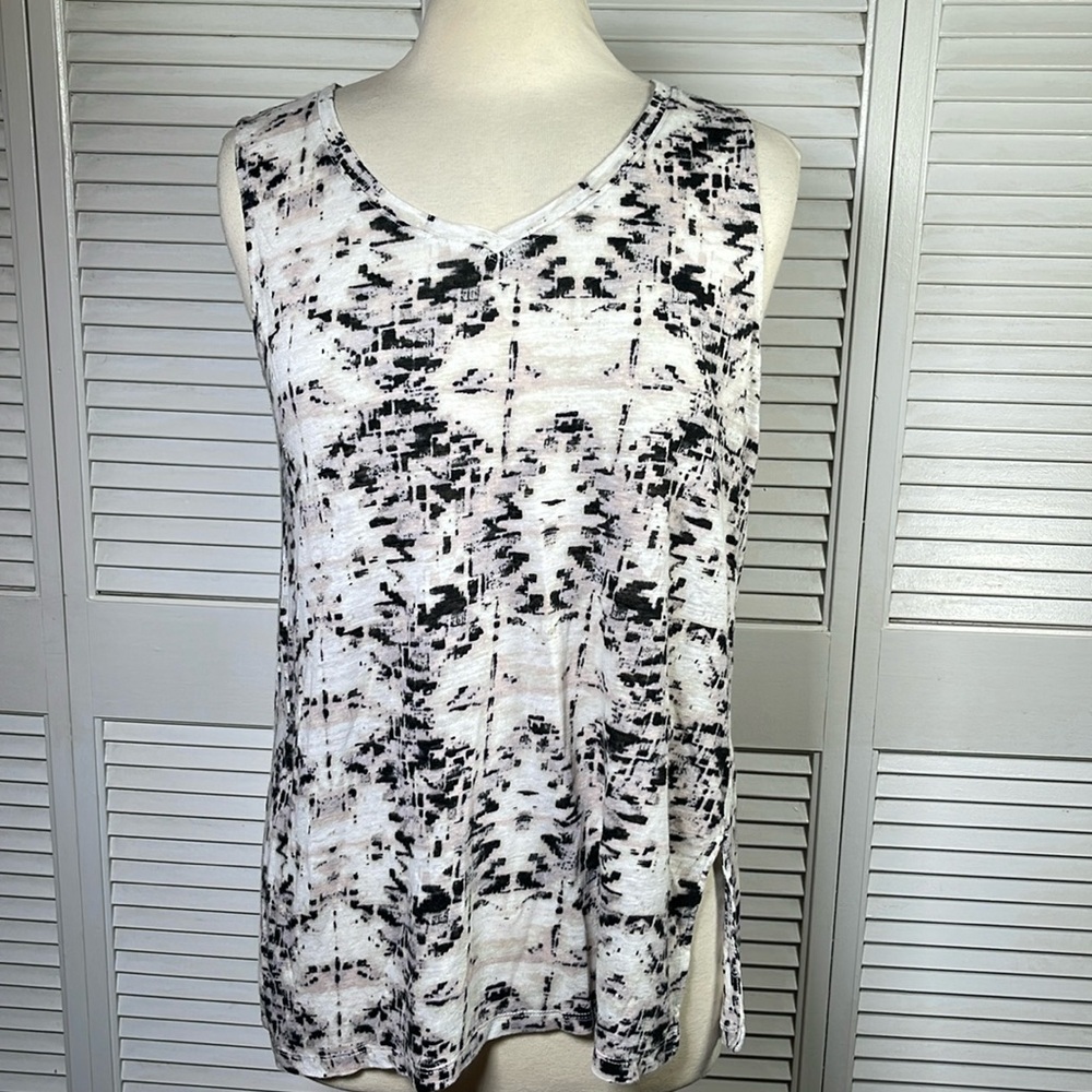 Cynthia Rowley, top size: M.‎ 100% Linen.